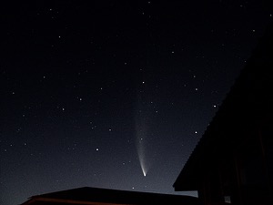 Comet McNaught (Jan 26, 2007, South Island, New Zealand), by Richard Young