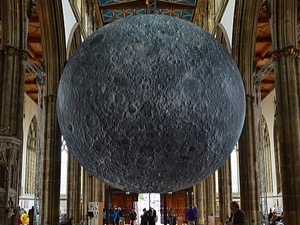 The Moon in Hull Minster, by Brian Shepherd